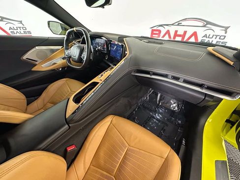 Used 2022 Chevrolet Corvette Stingray Preferred Cpe w/ Z51 Performance Package RWD image 31