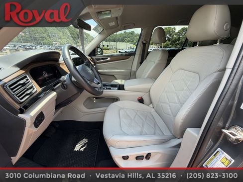 Certified 2024 Volkswagen Atlas SE FWD image 15