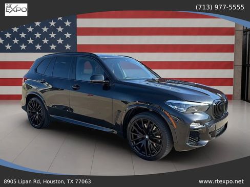 Used 2020 BMW X5 M50i w/ Luxury Seating Package image 2