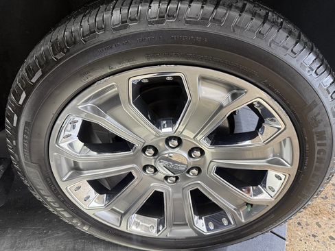 Used 2016 GMC Yukon XL Denali w/ Open Road Package image 25