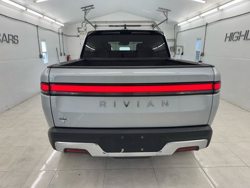 Used 2025 Rivian R1T Adventure AWD/4WD image 5