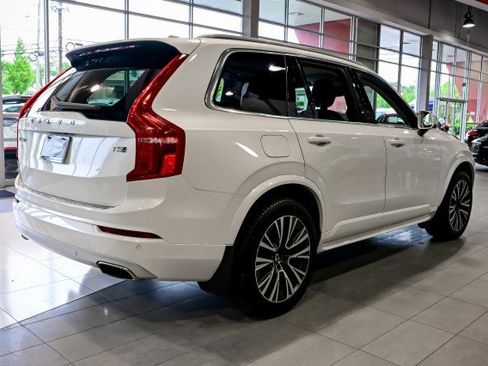 Used 2020 Volvo XC90 T5 Momentum w/ Protection Package Premier AWD/4WD image 5