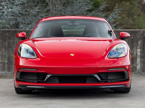 Certified 2025 Porsche 718 Cayman GT4 image 8