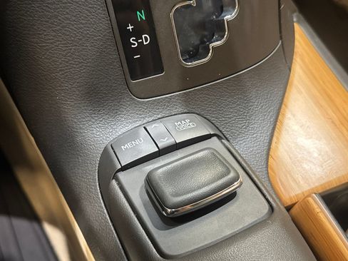 Used 2015 Lexus RX 450h FWD image 35
