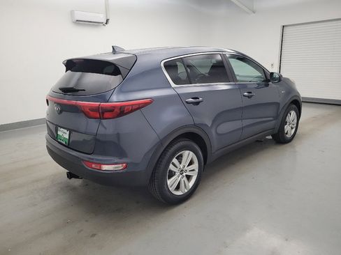 Used 2017 Kia Sportage LX AWD/4WD image 10