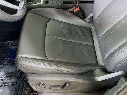 Certified 2025 Audi Q3 2.0T Premium Plus w/ Premium Plus Package image 13