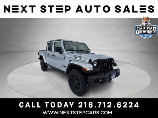 Used 2022 Jeep Gladiator Sport AWD/4WD image 1