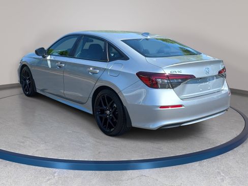 Used 2025 Honda Civic Sport image 7