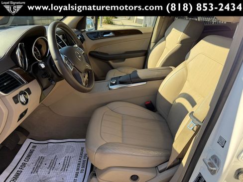 Used 2015 Mercedes-Benz GL 450 4MATIC image 22
