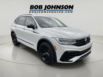 Used 2023 Volkswagen Tiguan SE R-Line