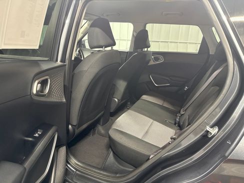 Used 2024 Kia Soul LX w/ Option Group 015 FWD image 18