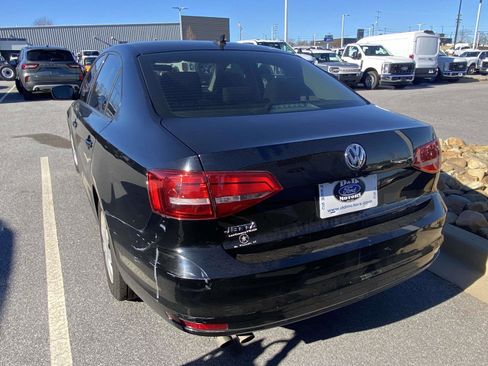 Used 2015 Volkswagen Jetta S image 7