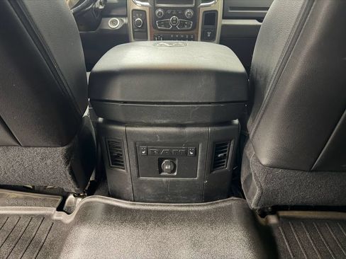 Used 2016 RAM 3500 Laramie AWD/4WD image 28