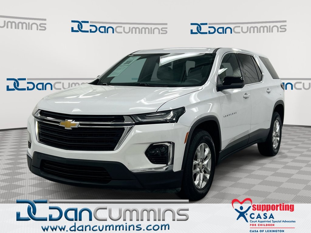 Used 2023 Chevrolet Traverse LS FWD image 1