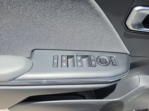 Used 2025 Kia K4 EX FWD image 16
