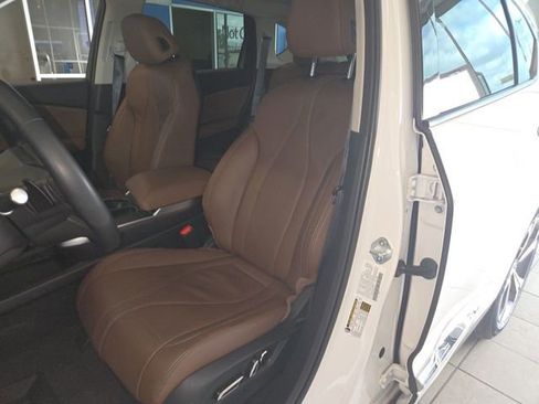 Used 2025 Acura RDX w/ Technology Package image 11