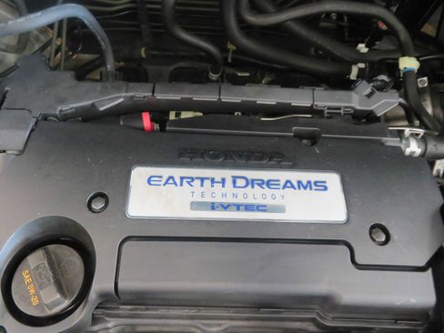 Used 2015 Honda CR-V LX image 47