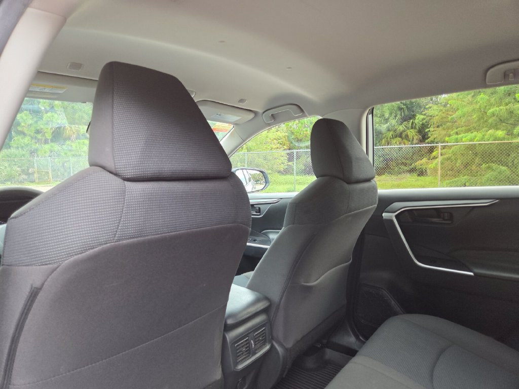 Certified 2024 Toyota RAV4 LE AWD/4WD image 23