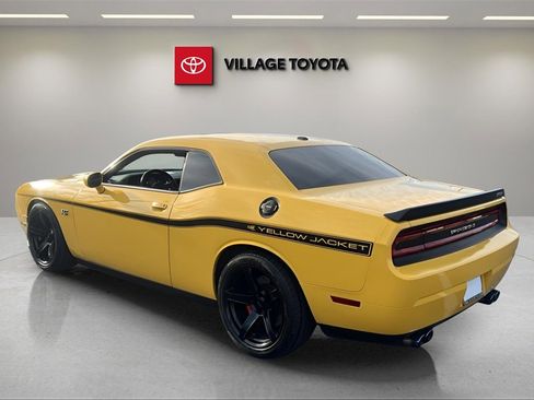 Used 2012 Dodge Challenger SRT8 Yellow Jacket w/ Premium Sound Group image 4
