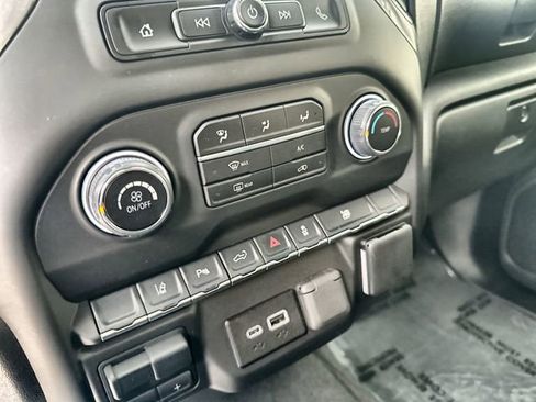 Used 2025 Chevrolet Silverado 2500 Custom w/ Custom Value Package image 17