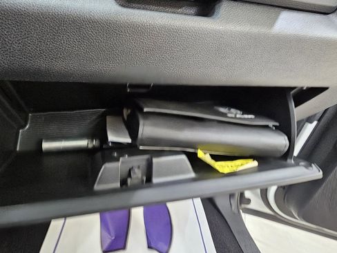 Used 2017 RAM 1500 Laramie w/ Convenience Group image 40