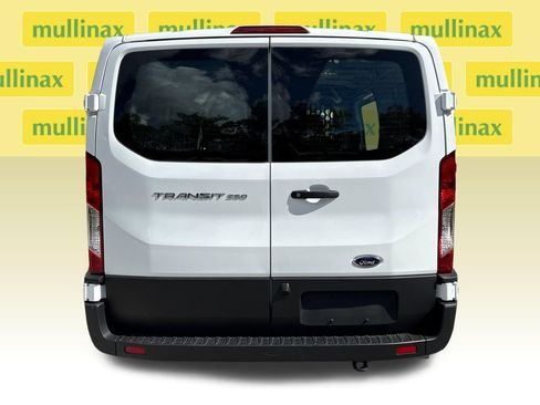 Certified 2025 Ford Transit 250 Low Roof w/ Exterior Upgrade Package RWD image 9