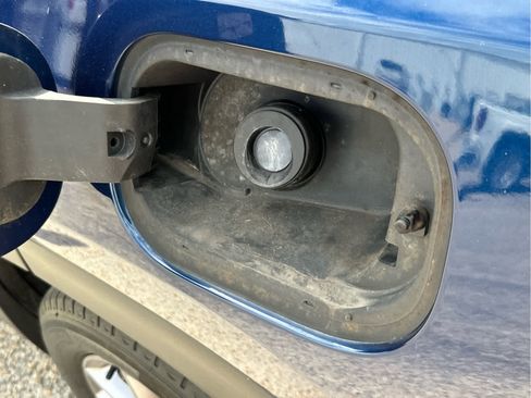 Used 2022 GMC Terrain SLT w/ Infotainment Package II image 15