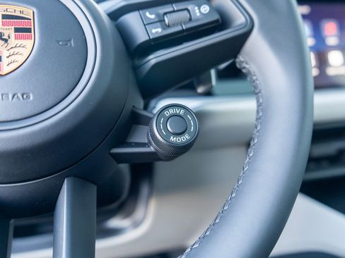 New 2026 Porsche Cayenne Coupe image 21