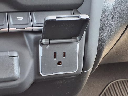 New 2025 Chevrolet Silverado 1500 Custom image 16