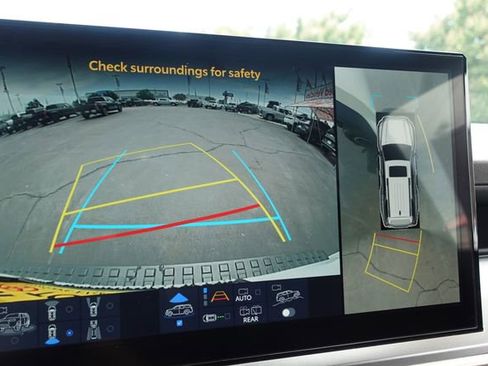 Certified 2025 Toyota 4Runner TRD Off-Road Premium w/ Tow Technology Package AWD/4WD image 23