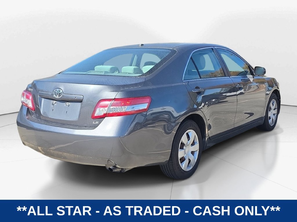 Used 2011 Toyota Camry LE FWD image 3