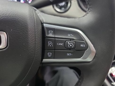 Used 2025 Jeep Compass Limited AWD/4WD image 30