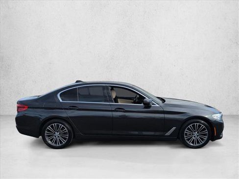 Used 2019 BMW 530i image 4