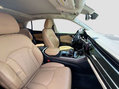 Used 2019 Audi Q8 Prestige AWD/4WD image 15