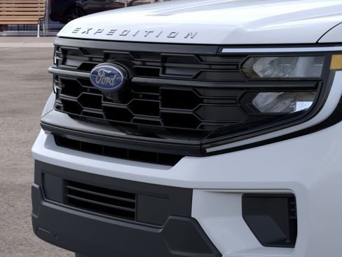 New 2026 Ford Expedition Active AWD/4WD image 17