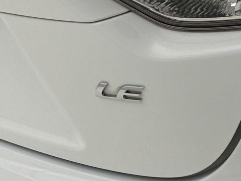 Used 2023 Toyota Corolla LE FWD image 10