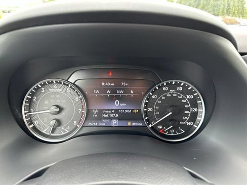 Used 2022 Nissan Armada SV w/ Cargo Package AWD/4WD image 38