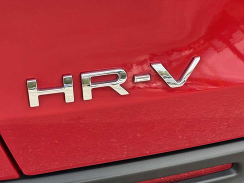 Used 2023 Honda HR-V Sport image 11