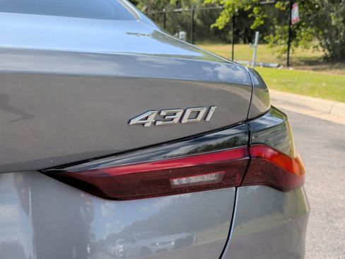 Used 2023 BMW 430i Coupe w/ Premium Package RWD image 11