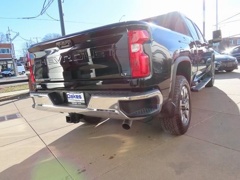 Used 2025 Chevrolet Silverado 2500 LT w/ Safety Package image 7