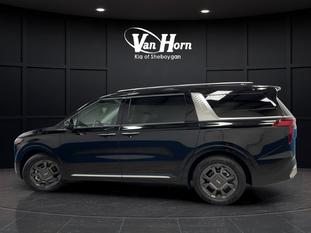 Used 2025 Kia Carnival SX FWD image 4