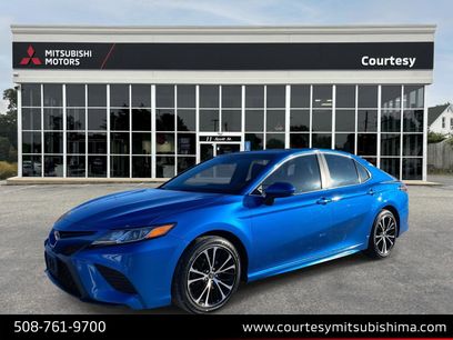 Used 2018 Toyota Camry SE w/ Moonroof Package