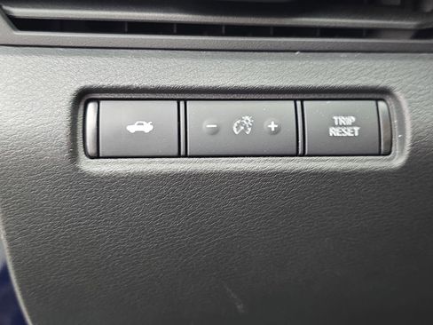 Certified 2021 Nissan Altima 2.5 SR w/ SR Premium Package image 23