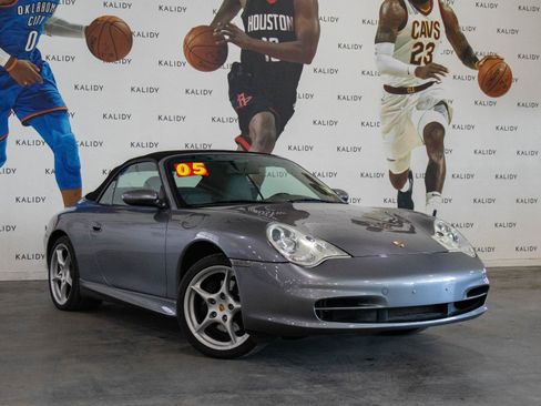 Used 2003 Porsche 911 Cabriolet image 2