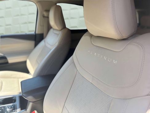 Used 2021 Ford Explorer Platinum w/ Equipment Group 601A image 14