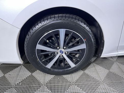 Used 2019 Subaru Impreza 2.0i Premium image 25