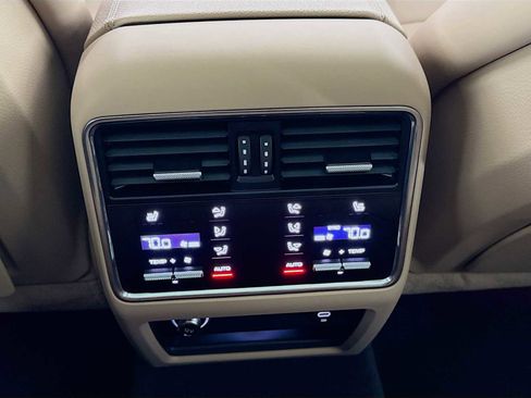 Used 2023 Porsche Cayenne image 52