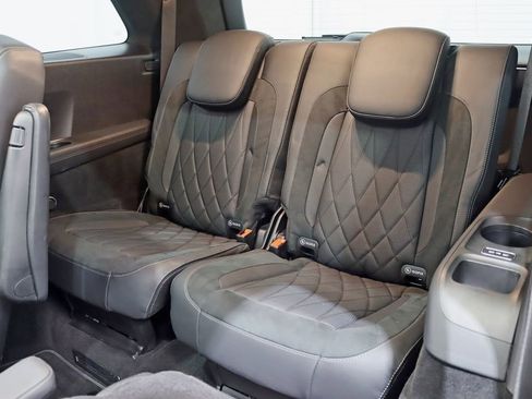 Used 2021 Mercedes-Benz GLS 63 AMG 4MATIC image 32