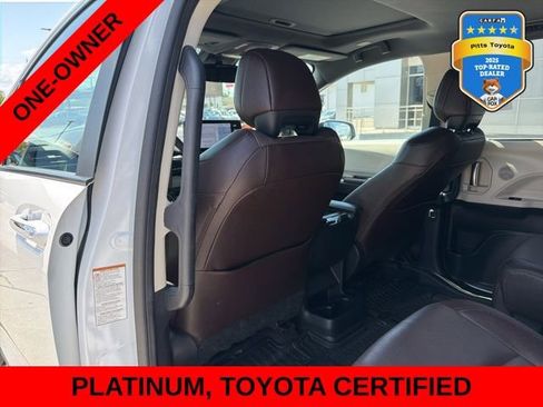 Certified 2024 Toyota Sienna Platinum FWD image 18