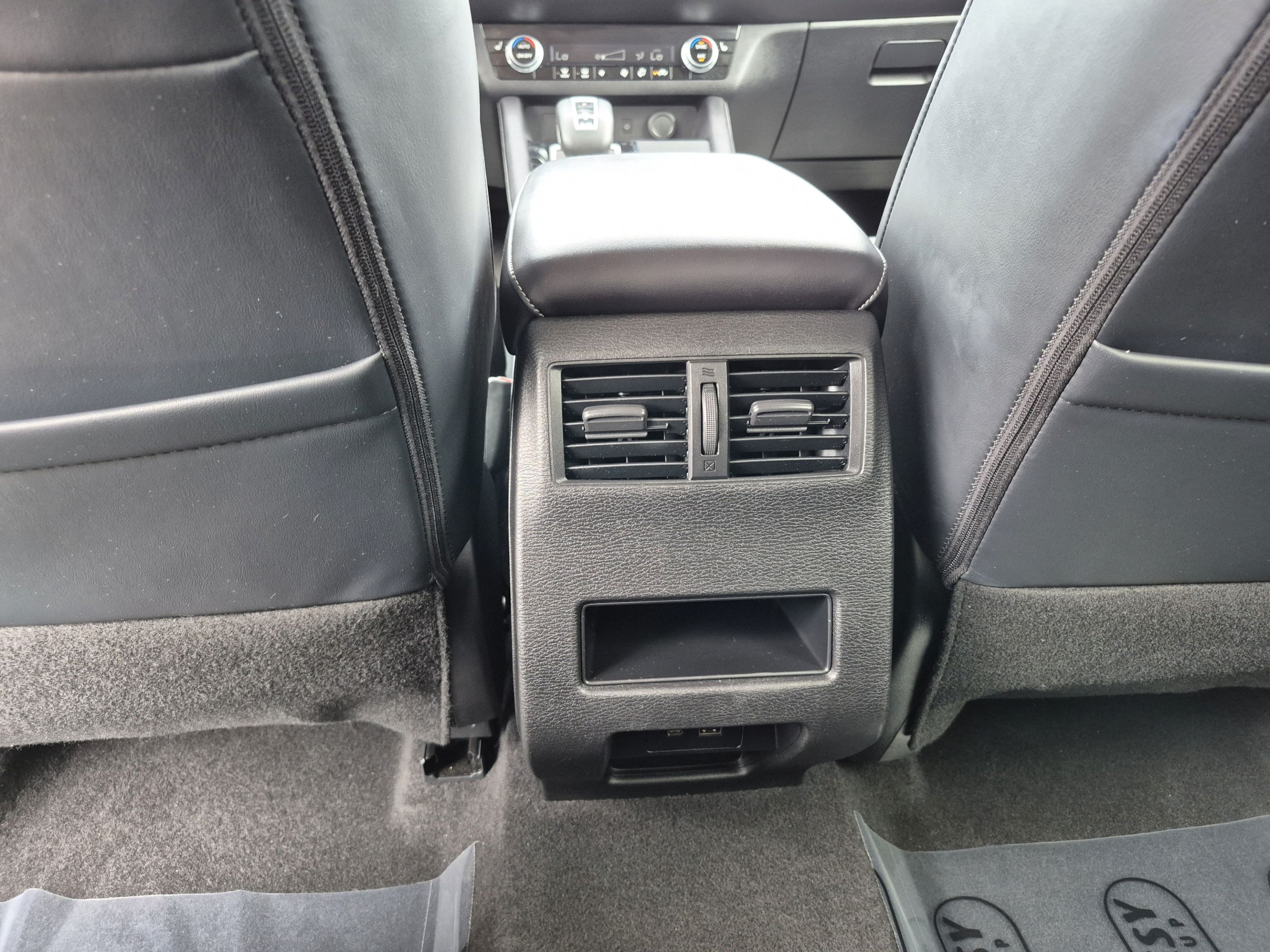 Used 2024 Mitsubishi Outlander SE FWD image 17